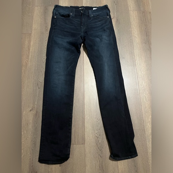 TRUE RELIGION SKINNY RELAXED JEANS - Picture 1 of 3